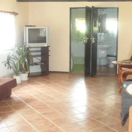 Pod Debami W Klukach Smołdzino