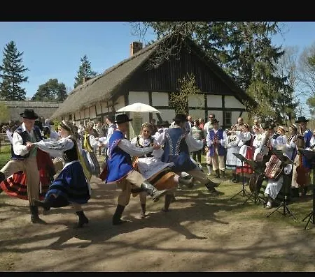 Pod Debami W Klukach Farm stay