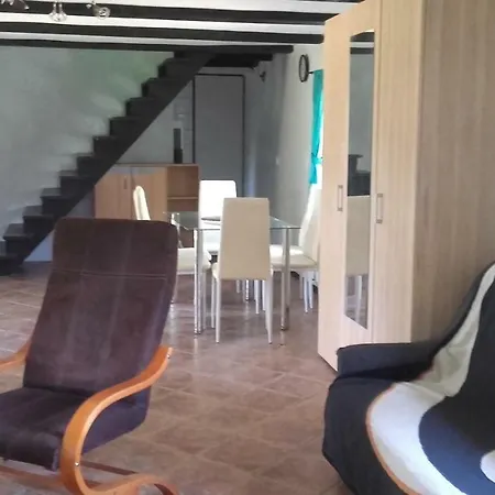 Farm stay Pod Debami W Klukach *