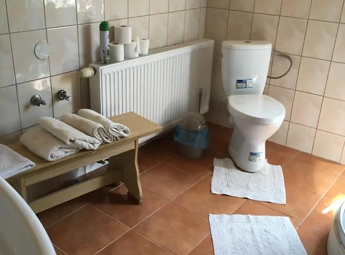 Pod Debami W Klukach *